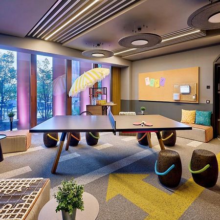 Moxy Luxembourg Airport Hotel Niederanven Eksteriør billede