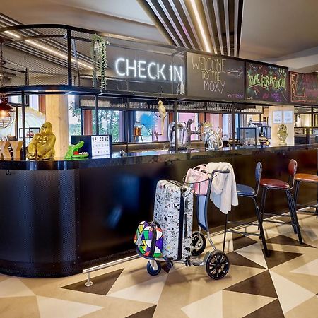 Moxy Luxembourg Airport Hotel Niederanven Eksteriør billede