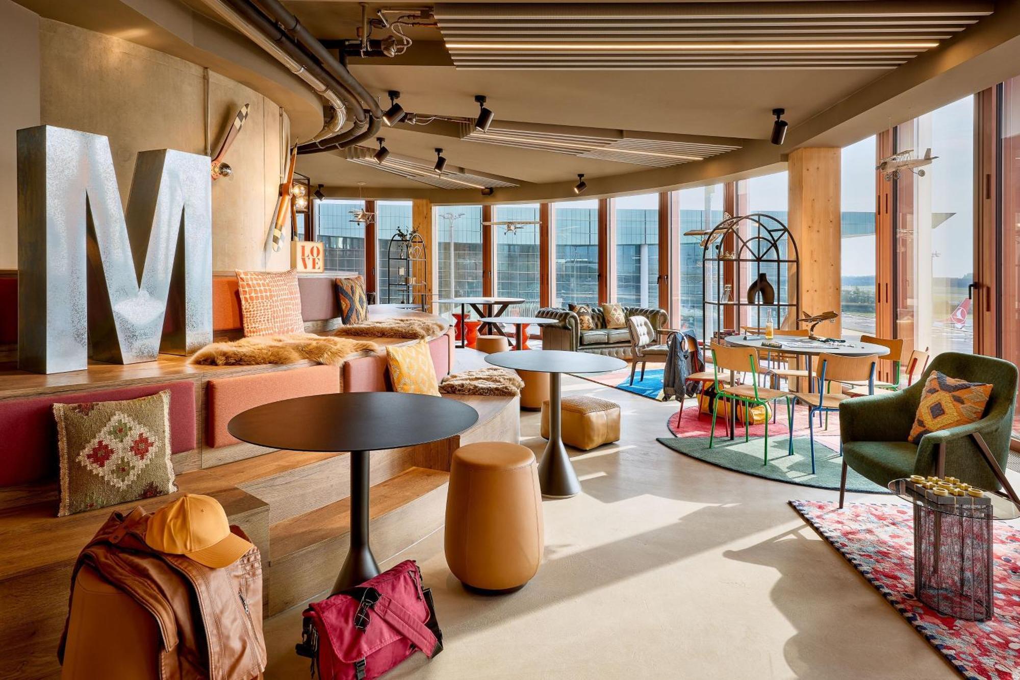 Moxy Luxembourg Airport Hotel Niederanven Eksteriør billede