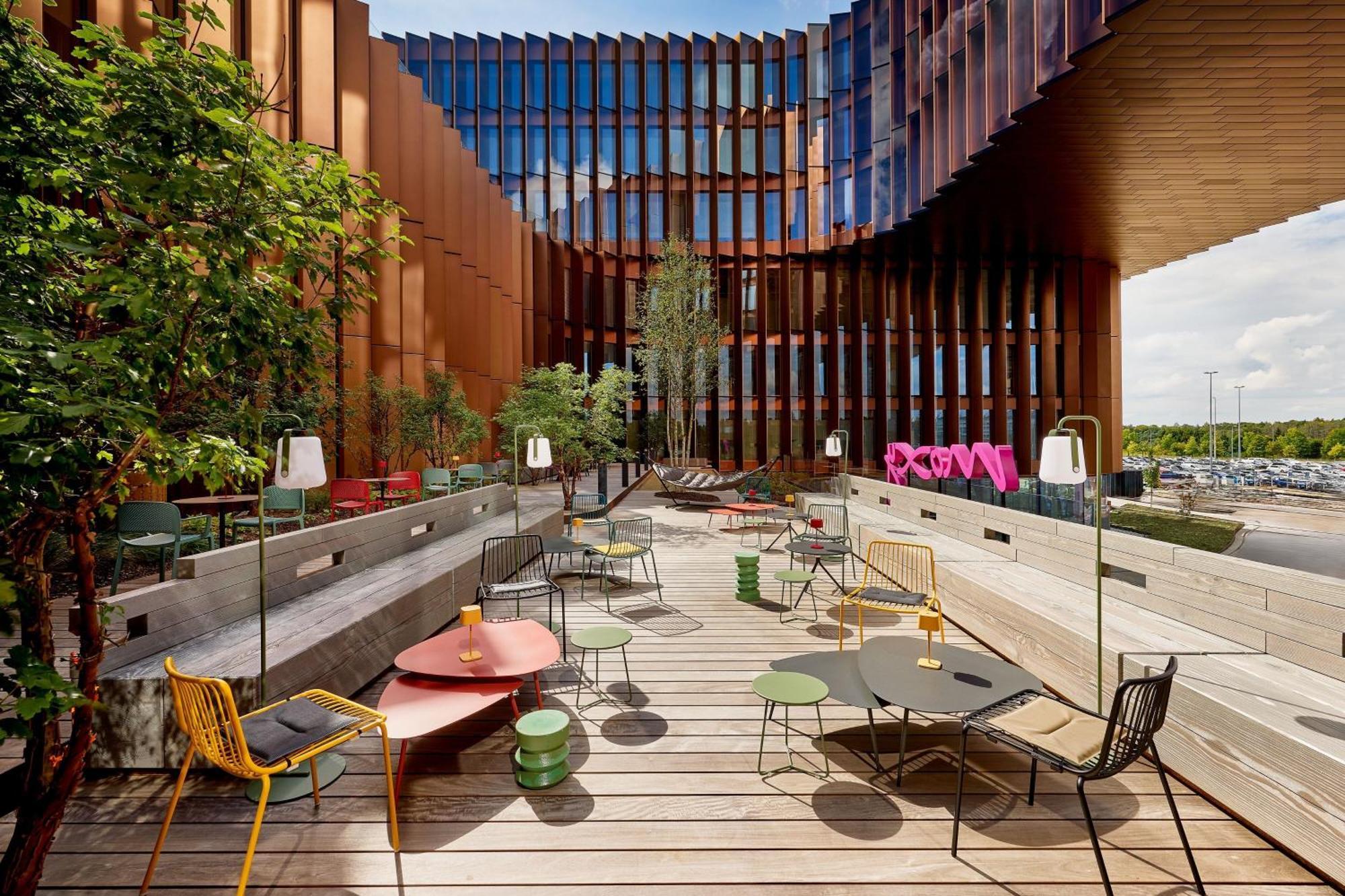 Moxy Luxembourg Airport Hotel Niederanven Eksteriør billede