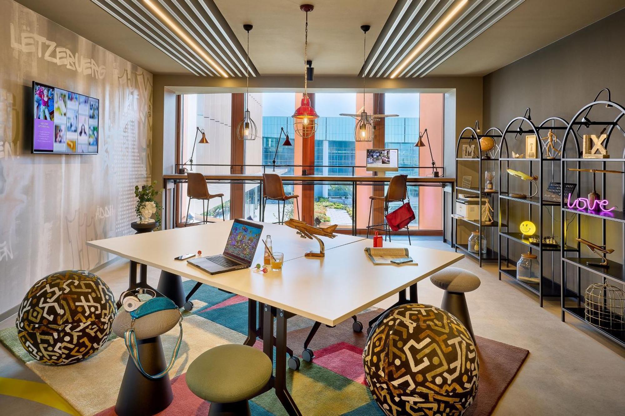Moxy Luxembourg Airport Hotel Niederanven Eksteriør billede